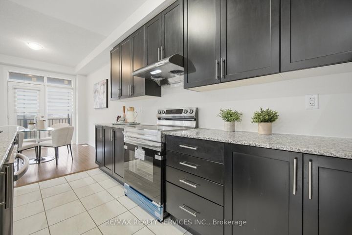 Photo 21 at 68 Donald Ficht Crescent, Northwest Brampton, Brampton