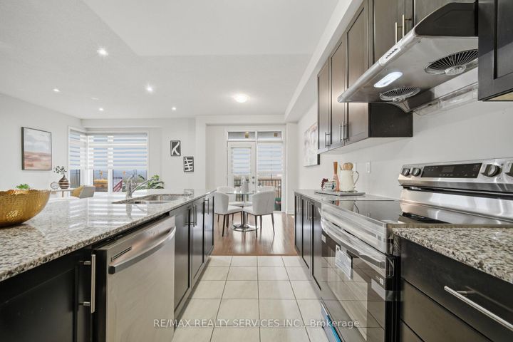 Photo 23 at 68 Donald Ficht Crescent, Northwest Brampton, Brampton