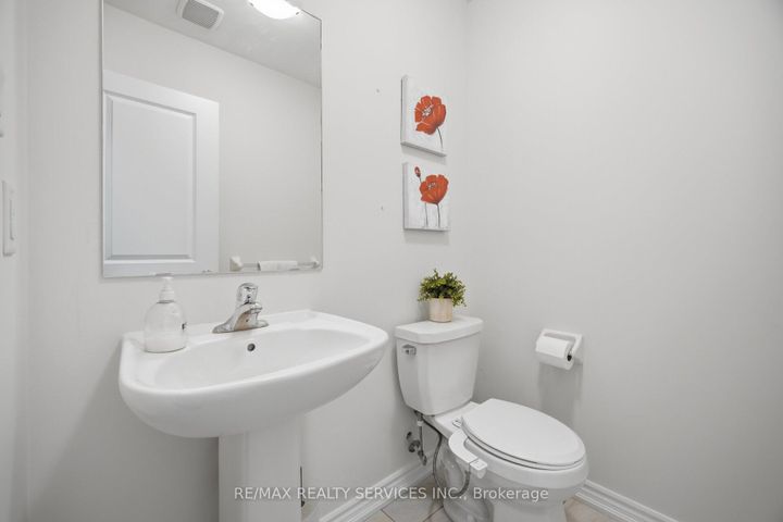 Photo 30 at 68 Donald Ficht Crescent, Northwest Brampton, Brampton