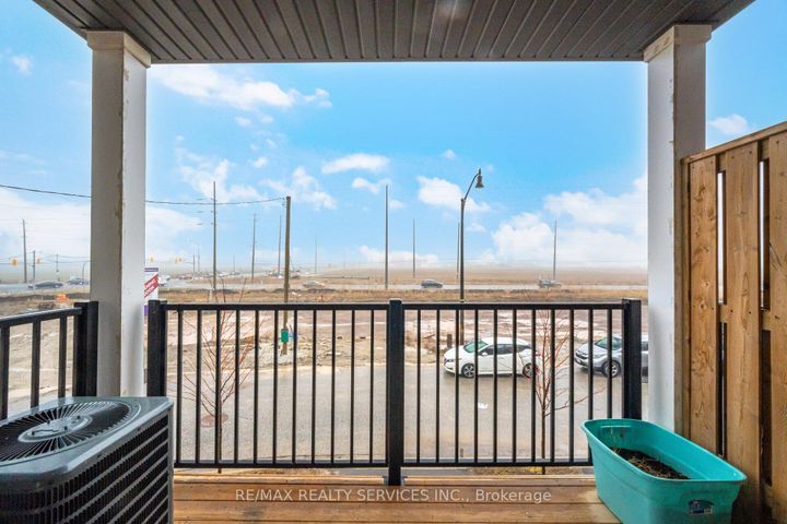 Photo 31 at 68 Donald Ficht Crescent, Northwest Brampton, Brampton