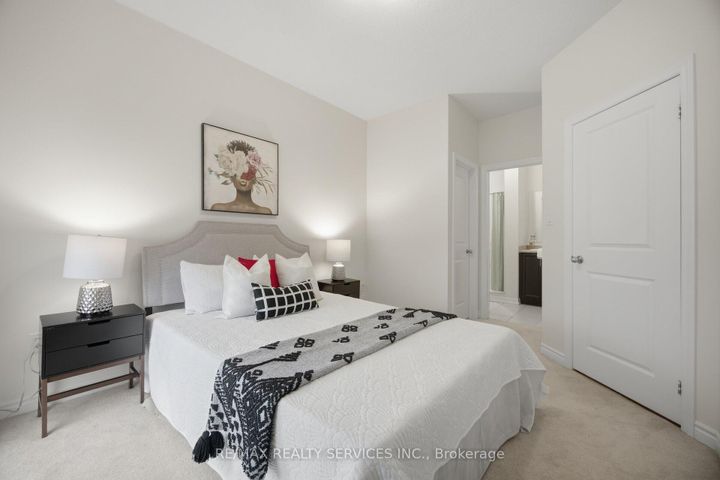 Photo 37 at 68 Donald Ficht Crescent, Northwest Brampton, Brampton