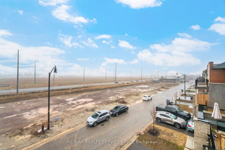 Photo 41 at 68 Donald Ficht Crescent, Northwest Brampton, Brampton