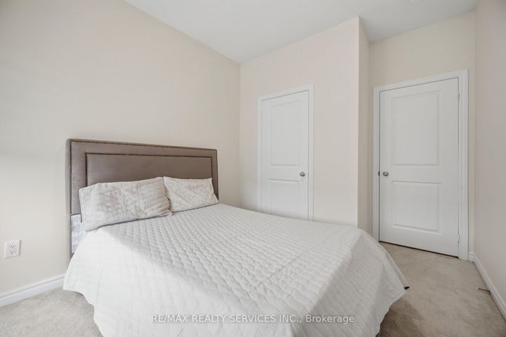 Photo 44 at 68 Donald Ficht Crescent, Northwest Brampton, Brampton