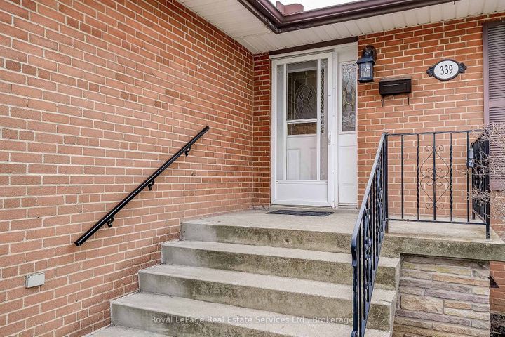 Photo 4 at 339 Weighton Avenue, WO West, Oakville