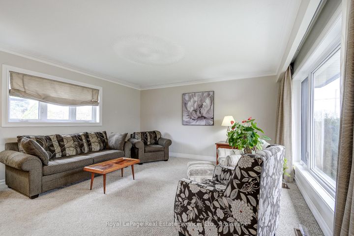 Photo 10 at 339 Weighton Avenue, WO West, Oakville