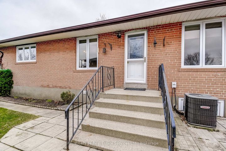 Photo 40 at 339 Weighton Avenue, WO West, Oakville