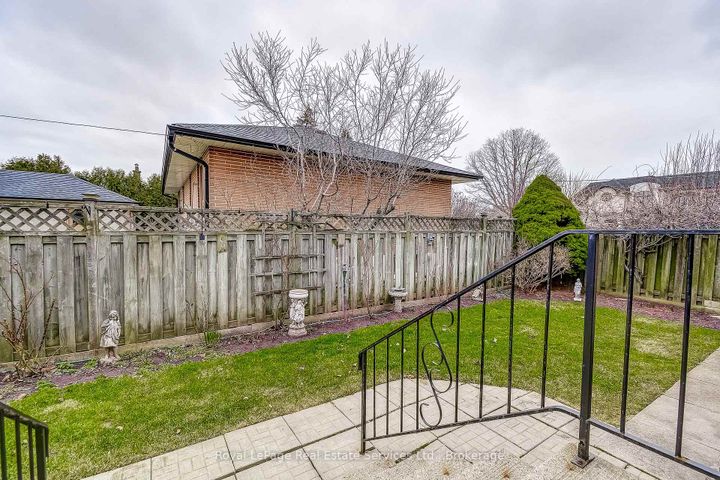 Photo 42 at 339 Weighton Avenue, WO West, Oakville