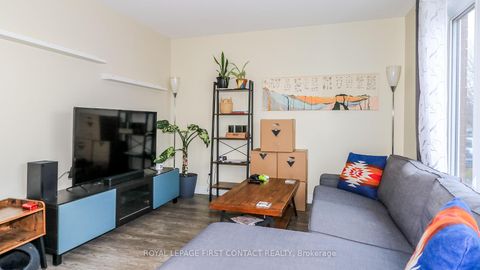 Photo 2 at 66 Downing Crescent, Holly, Barrie