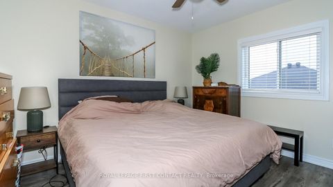 Photo 14 at 66 Downing Crescent, Holly, Barrie