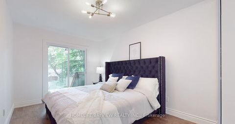 Photo 9 at 60 Hillview Drive, London, Newmarket