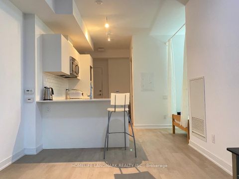 Photo 5 at 901 - 57 St. Joseph Street, Bay Street Corridor, Toronto