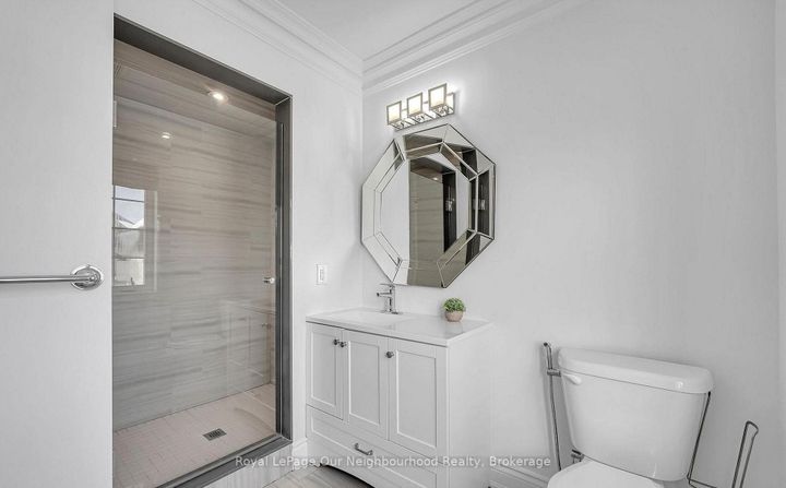 Photo 23 at 4689 Leanna Heights Road, Alton, Burlington