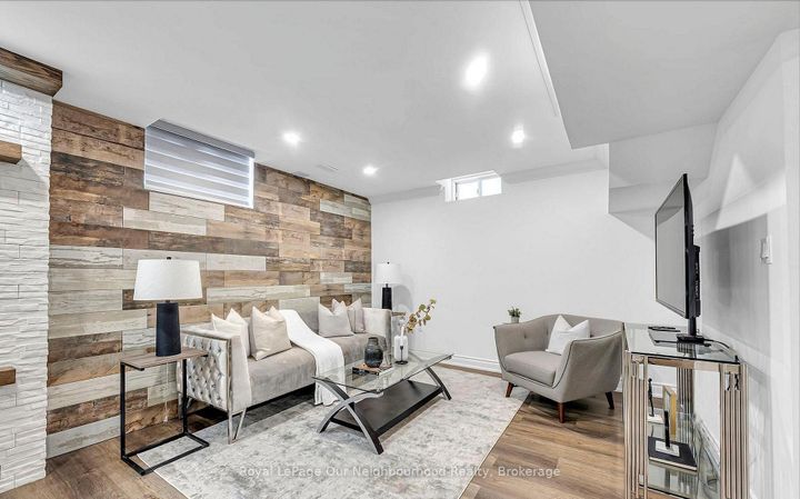 Photo 28 at 4689 Leanna Heights Road, Alton, Burlington