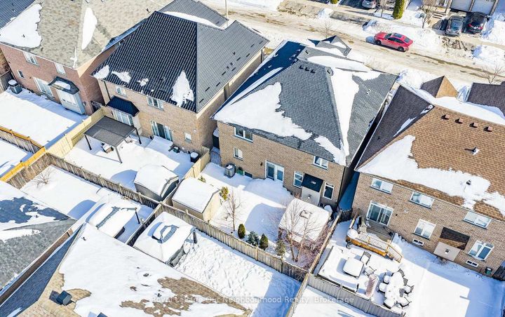 Photo 32 at 4689 Leanna Heights Road, Alton, Burlington