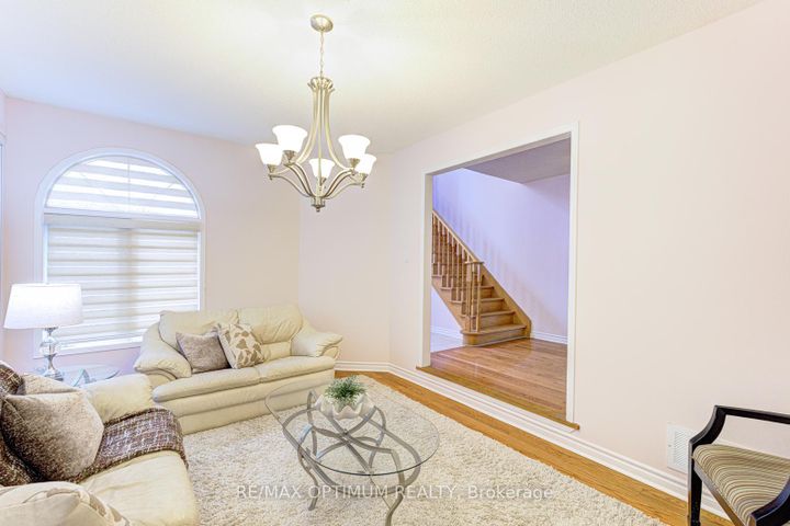 Photo 8 at 1466 Willowvale Gardens, East Credit, Mississauga