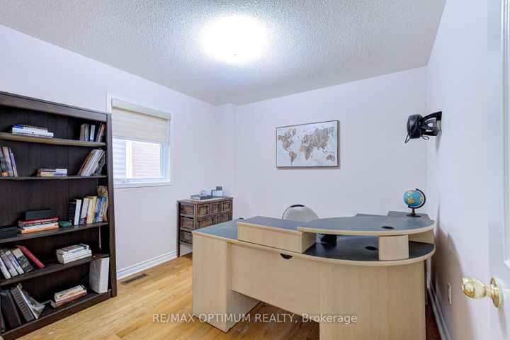 Photo 20 at 1466 Willowvale Gardens, East Credit, Mississauga