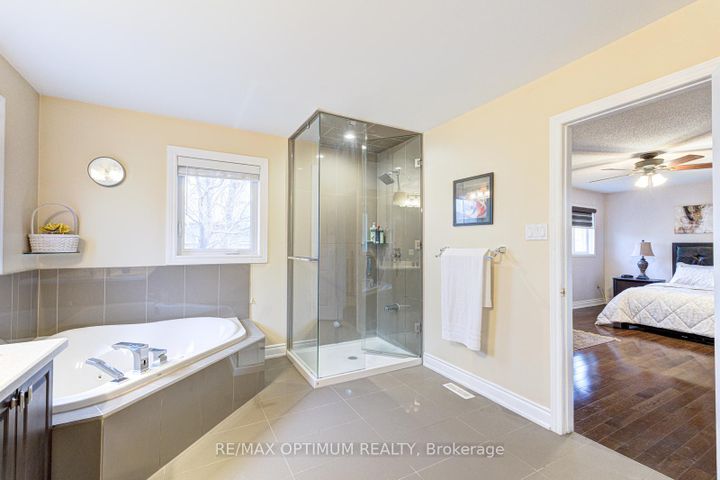 Photo 28 at 1466 Willowvale Gardens, East Credit, Mississauga