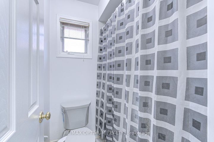 Photo 33 at 1466 Willowvale Gardens, East Credit, Mississauga