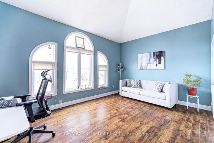 Photo 36 at 1466 Willowvale Gardens, East Credit, Mississauga