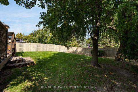 Photo 30 at 82 Bishop Drive, Ardagh, Barrie