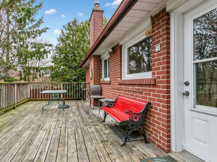 Photo 37 at 5 Castlebar Road, Queensway, Toronto