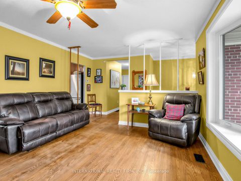 Photo 6 at 5 Castlebar Road, Queensway, Toronto