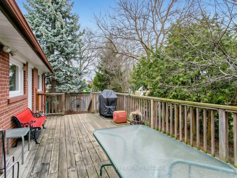 Photo 38 at 5 Castlebar Road, Queensway, Toronto