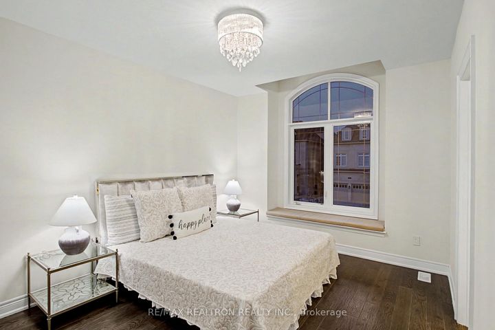 Photo 39 at 12 Hurst Avenue, Patterson, Vaughan