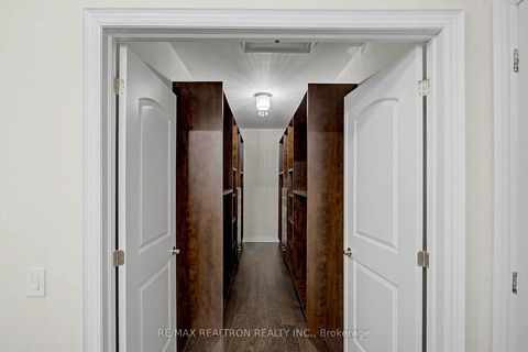 Photo 28 at 12 Hurst Avenue, Patterson, Vaughan