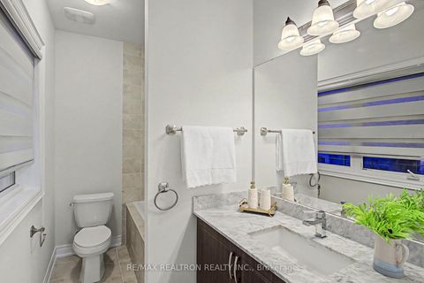 Photo 36 at 12 Hurst Avenue, Patterson, Vaughan