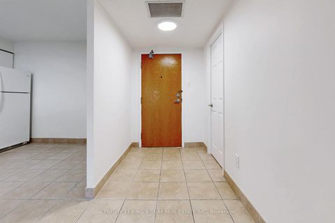 Photo 4 at 616 - 4727 Sheppard Avenue E, Malvern West, Toronto