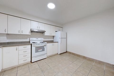 Photo 7 at 616 - 4727 Sheppard Avenue E, Malvern West, Toronto