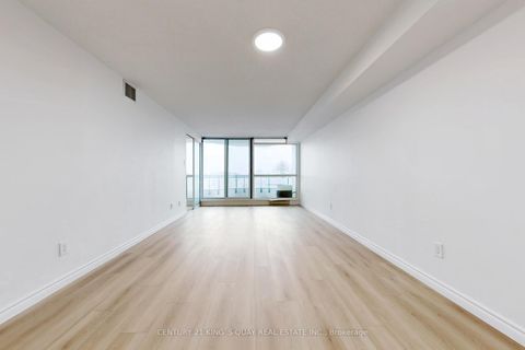 Photo 11 at 616 - 4727 Sheppard Avenue E, Malvern West, Toronto