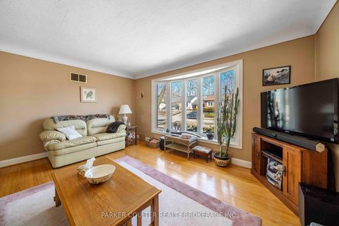 Photo 5 at 251 Codrington Street, Codrington, Barrie