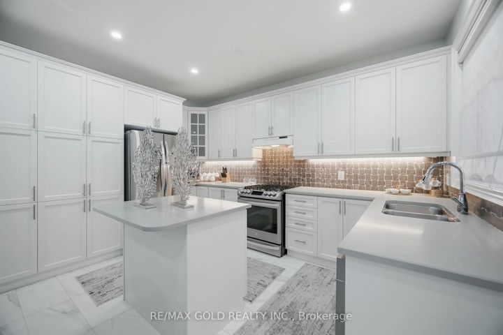 Photo 11 at 11 Sinatra Street, Wellington North, Brampton