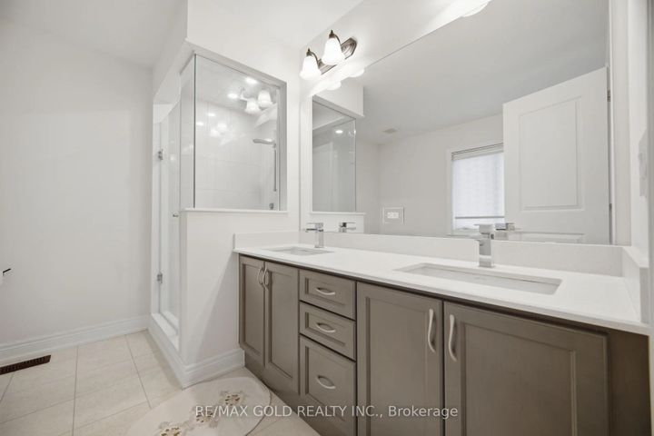 Photo 19 at 11 Sinatra Street, Wellington North, Brampton