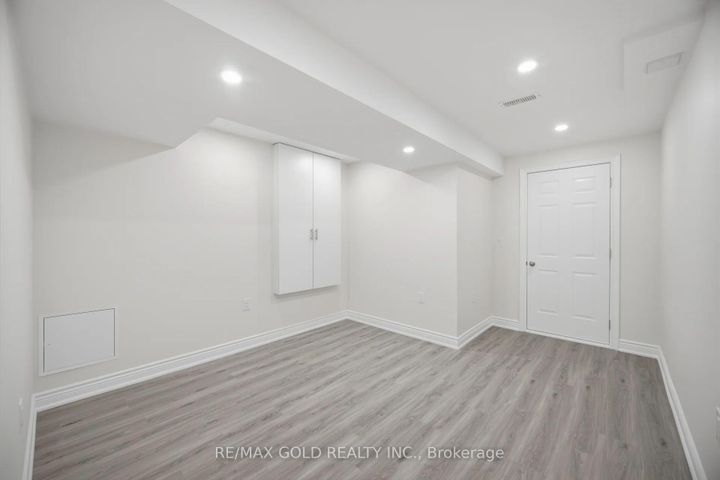 Photo 28 at 11 Sinatra Street, Wellington North, Brampton