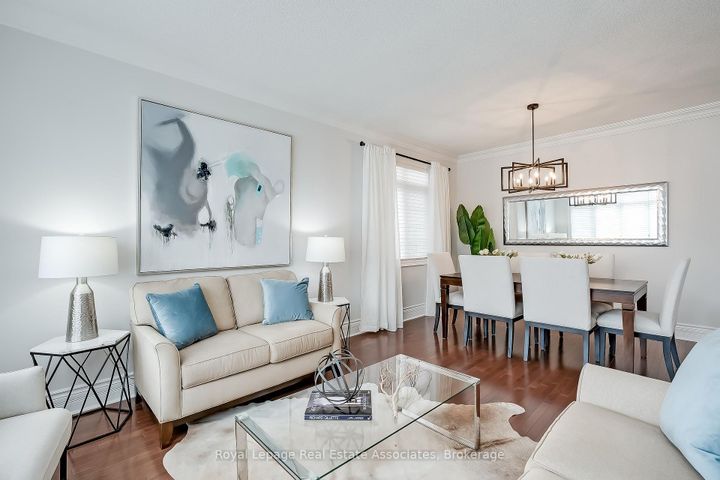 Photo 3 at 2263 Wuthering Heights Way, BC Bronte Creek, Oakville