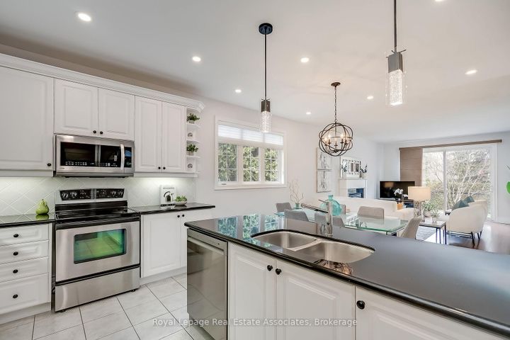 Photo 9 at 2263 Wuthering Heights Way, BC Bronte Creek, Oakville