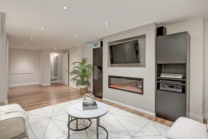 Photo 28 at 2263 Wuthering Heights Way, BC Bronte Creek, Oakville