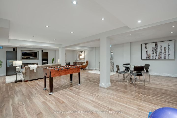 Photo 32 at 2263 Wuthering Heights Way, BC Bronte Creek, Oakville