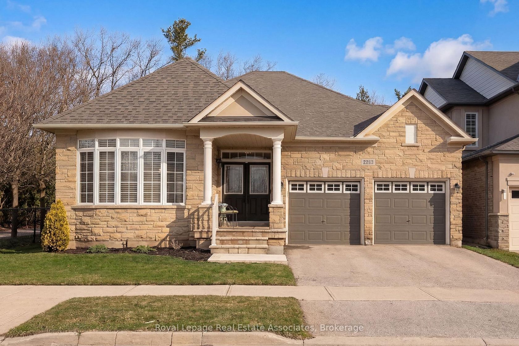 2263 Wuthering Heights Way, BC Bronte Creek, Oakville 