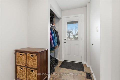 Photo 6 at 751 Bennett Crescent, Pinecrest, Oshawa