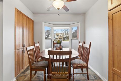 Photo 8 at 751 Bennett Crescent, Pinecrest, Oshawa