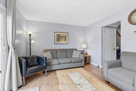 Photo 15 at 751 Bennett Crescent, Pinecrest, Oshawa