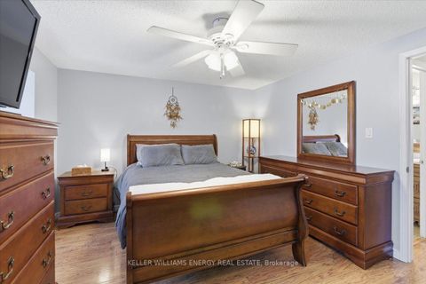 Photo 19 at 751 Bennett Crescent, Pinecrest, Oshawa