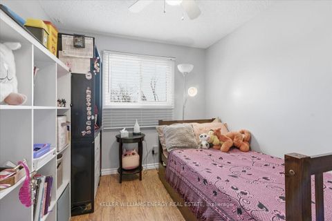 Photo 24 at 751 Bennett Crescent, Pinecrest, Oshawa