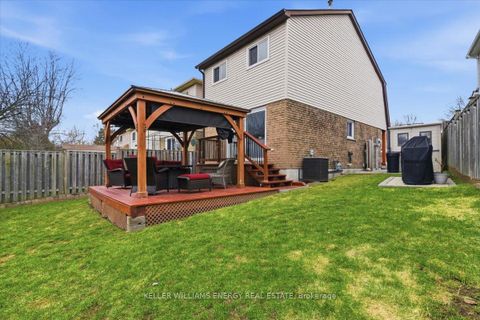 Photo 34 at 751 Bennett Crescent, Pinecrest, Oshawa