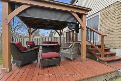 Photo 36 at 751 Bennett Crescent, Pinecrest, Oshawa