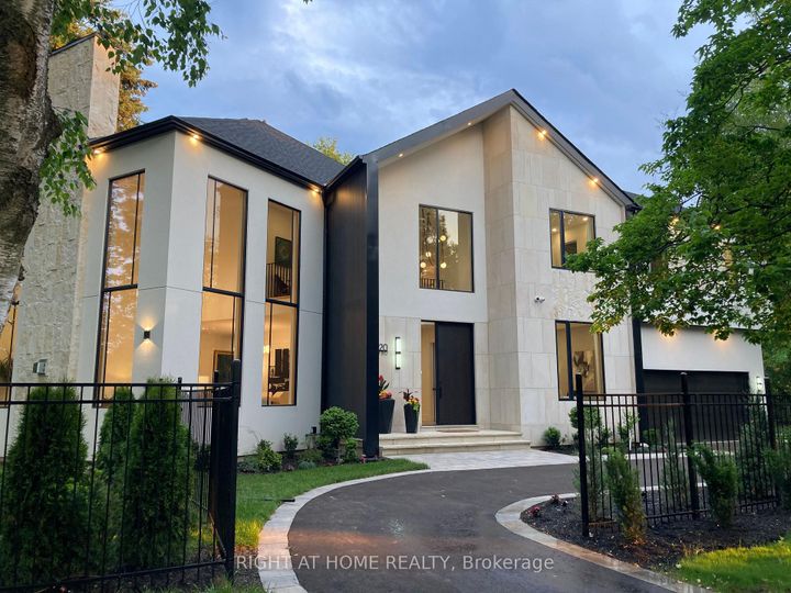 Photo 0 at 920 Calder Road, Clarkson, Mississauga